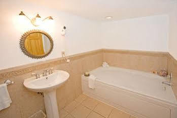 Hotel Aqua 3*