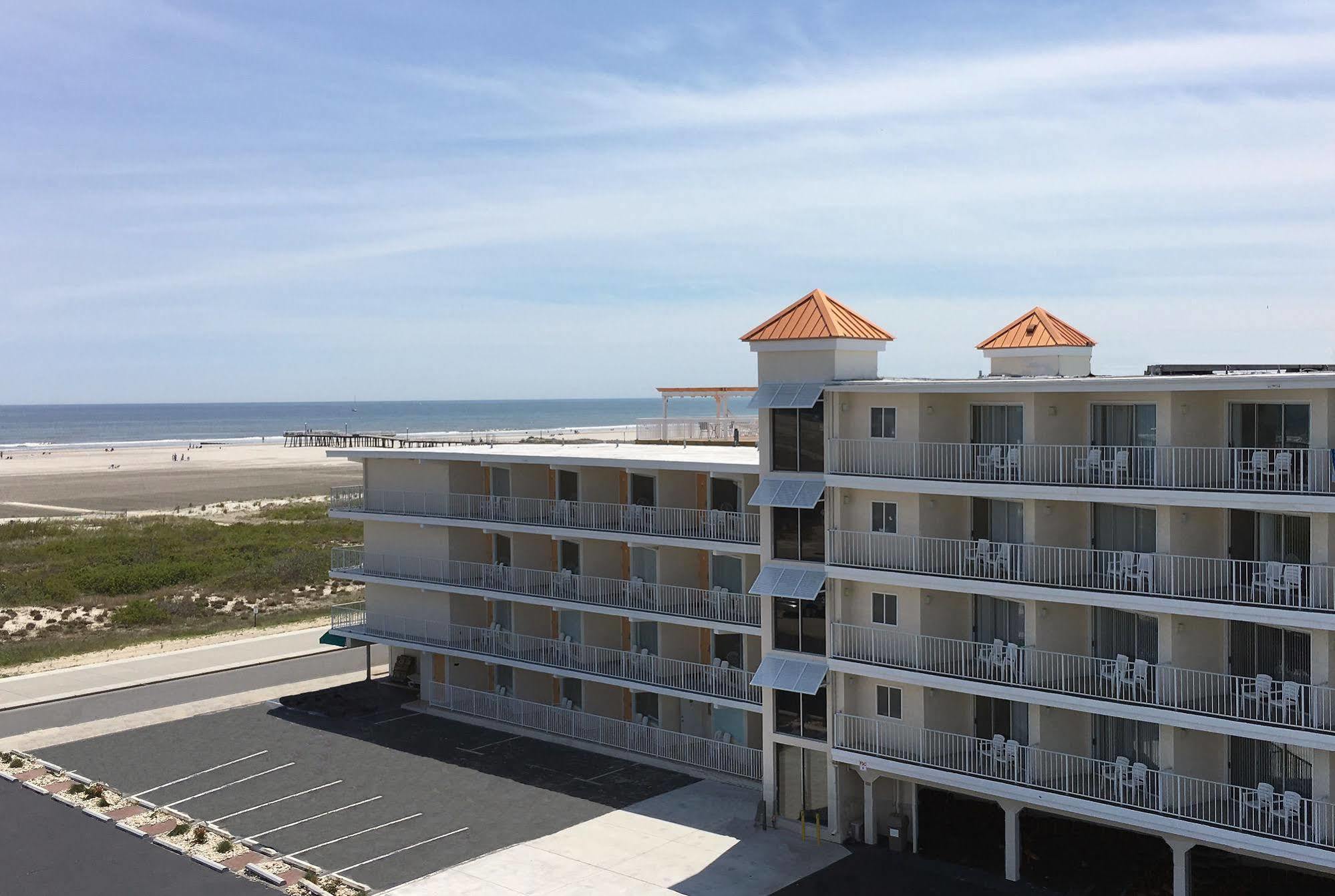 Aqua Wildwood Crest